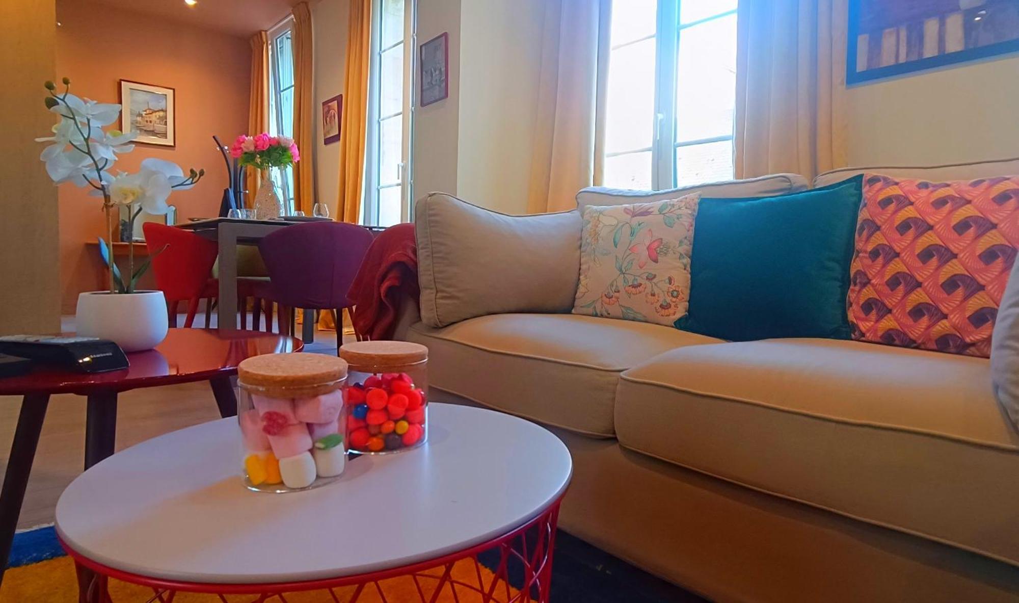 קאין Appartement De Style - Rue Pietonne - Centre Ville מראה חיצוני תמונה